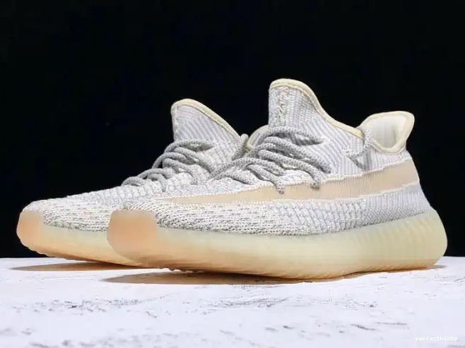 Lundmark V2 Adidas Yeezy Boost FU9161 350 0504